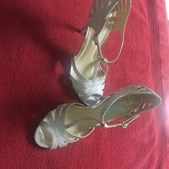 Betsy Johnson heels - Picture 3 of 8